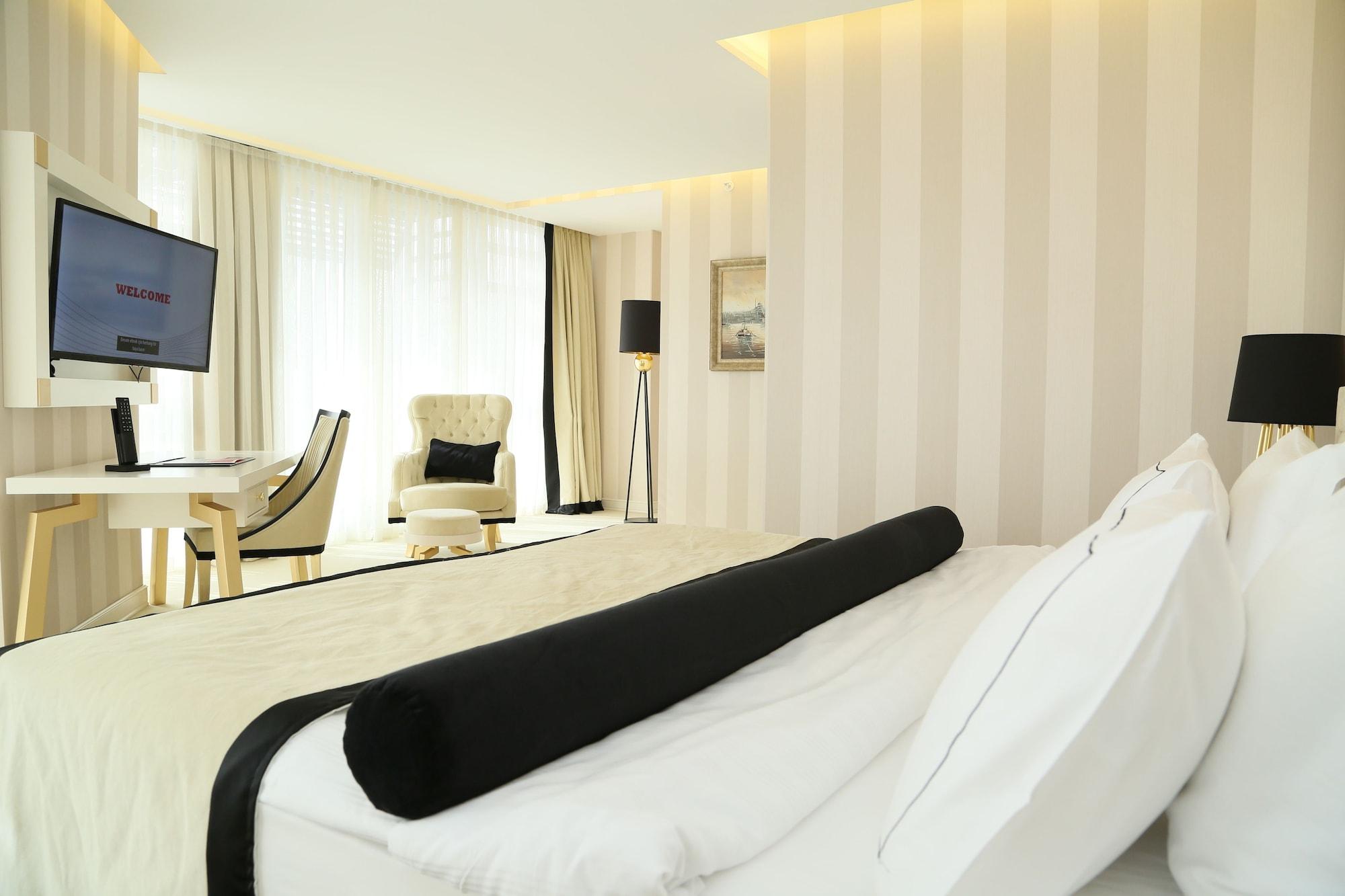 Ramada Hotel & Suites Sisli Стамбул Экстерьер фото